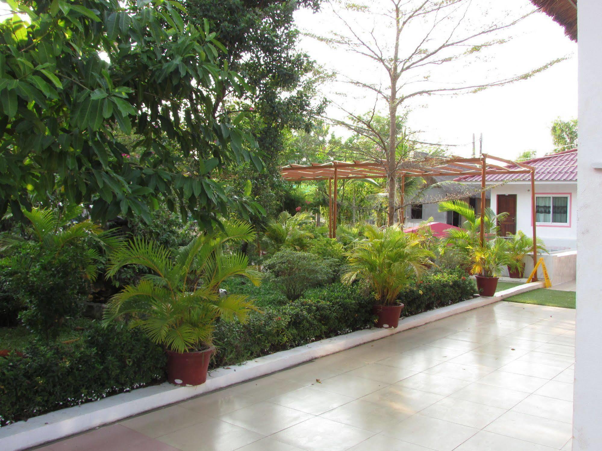 Manita Anna Guesthouse Jullyanna Before Sihanoukville Extérieur photo
